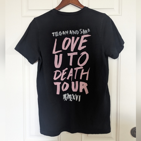 Tegan and Sara Tee - Picture 2 of 4